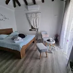 Lela Апартаменты