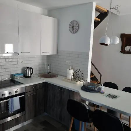Lela Apartament Szybenik