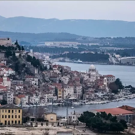 Apartment Lela Šibenik