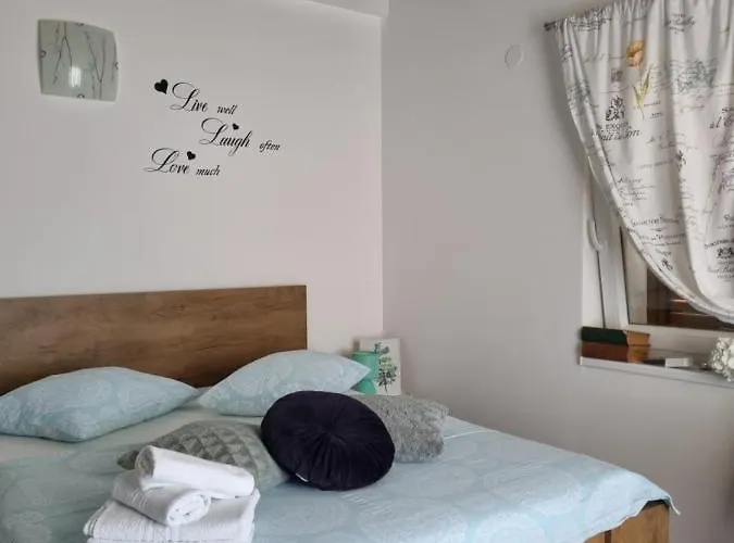 Lägenhet Lela Šibenik